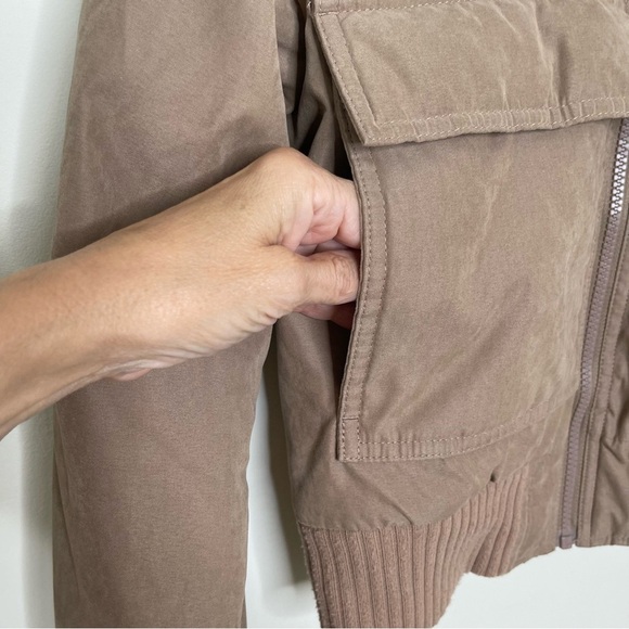 Hollister Women’s Sherpa Collar All-Weather Bomber Jacket fur lined cropped - Picture 6 of 14